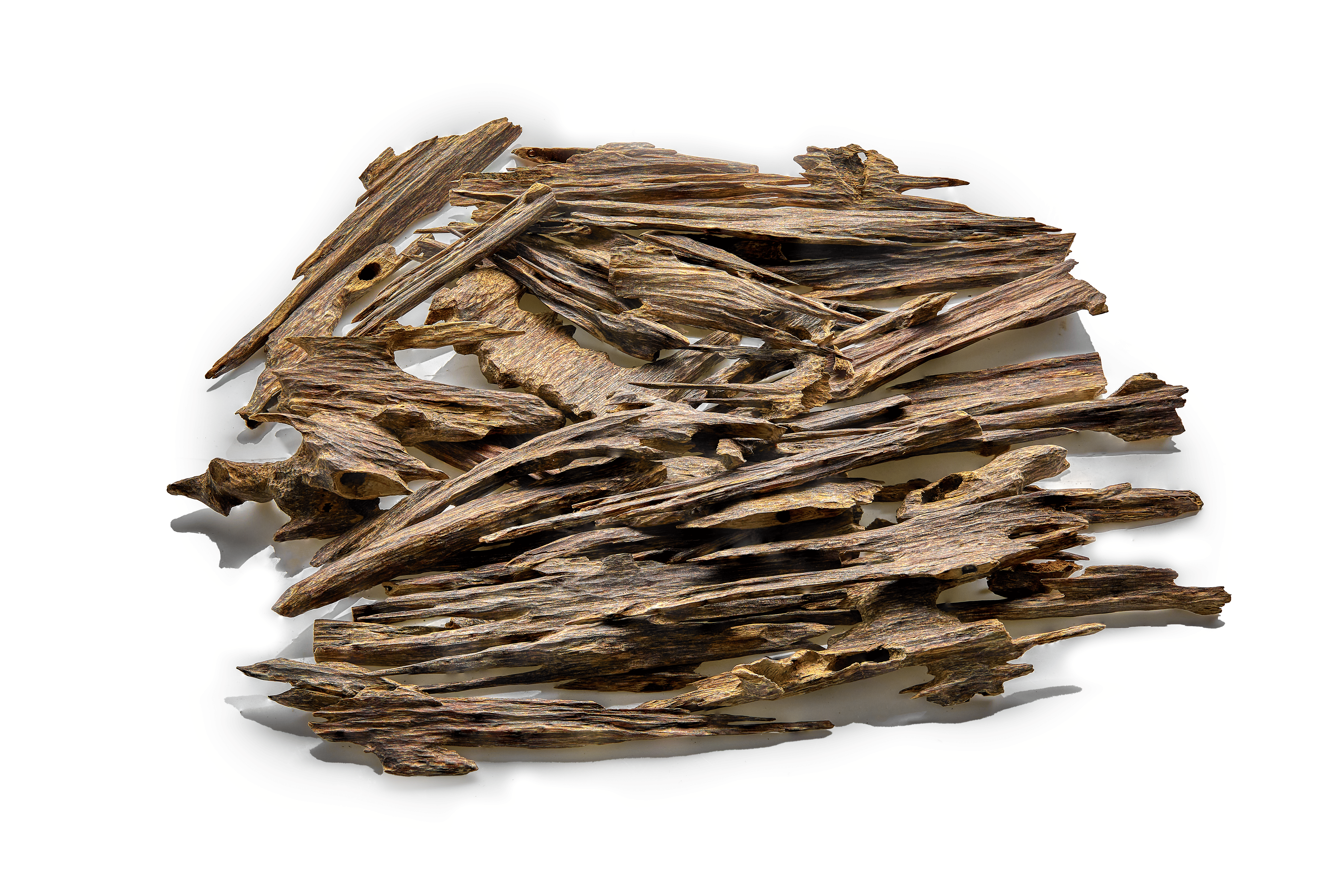 عود هندي طبيعي زورا وسيوفي